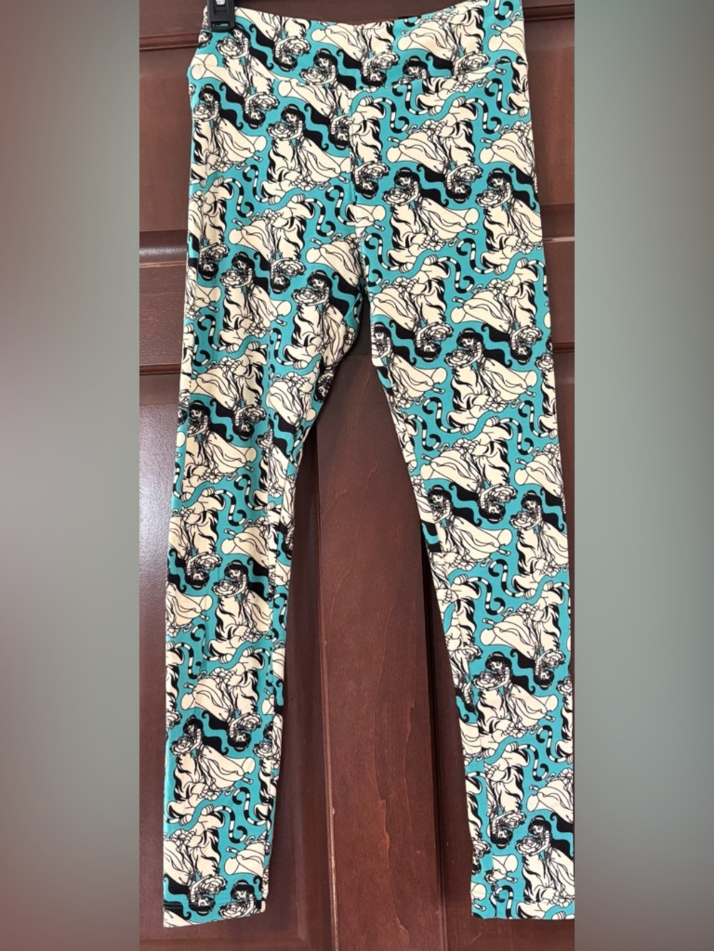 NWOT Lularoe leggings size OS.  Disney Jasmine and Raja!